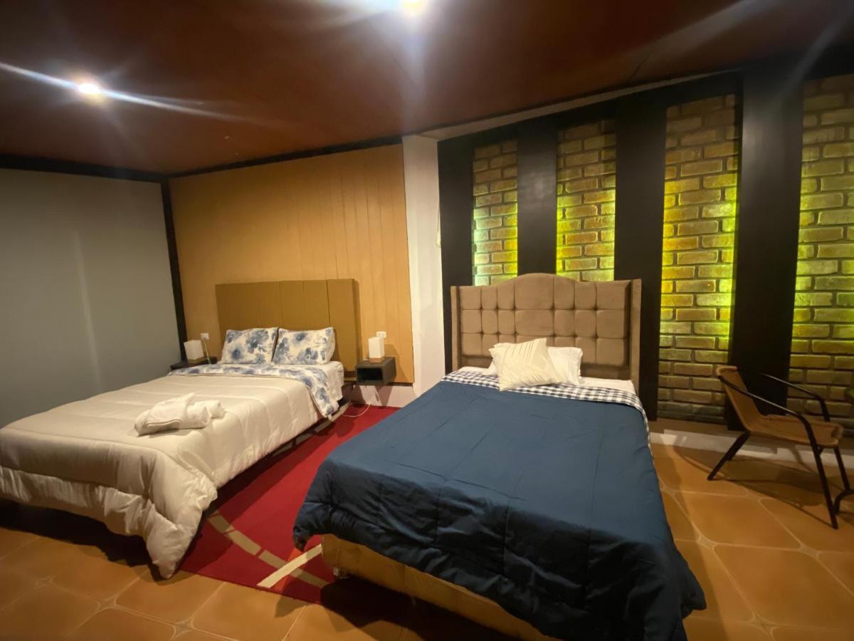 Casa Hotel Cisne Azul El Tambo Екстер'єр фото